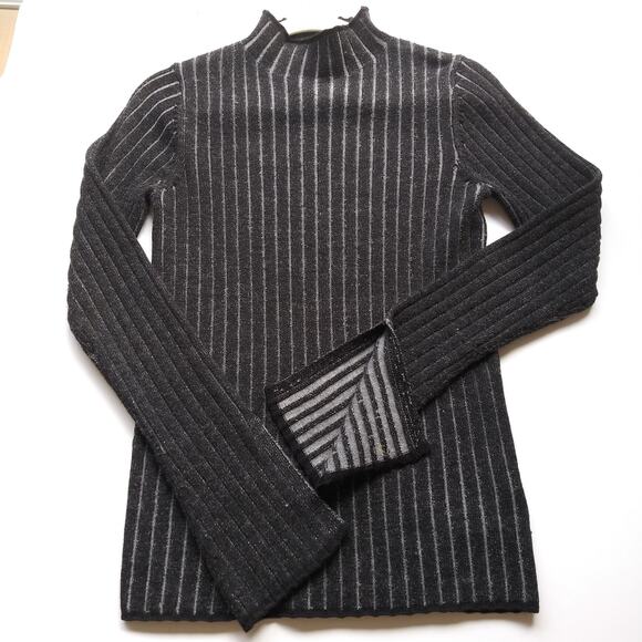 Wilfred 100% Merino Wool Mock Neck Sweater Top Womens M Gray Contemporary *Holes - Picture 2 of 12